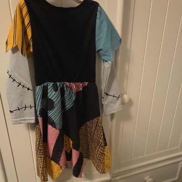 Disney Yellow and Pink Patchwork Outfit - Picture 4 of 16